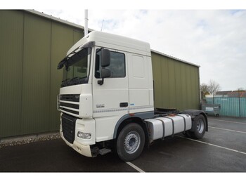 Locação de DAF XF 105.460 FT SPACECAB RETARDER PTO DAF XF 105.460 FT SPACECAB RETARDER PTO: foto 3
