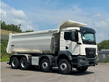 Caminhão basculante MAN TGS 41.440