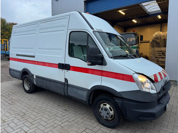 Furgão IVECO Daily 35C15