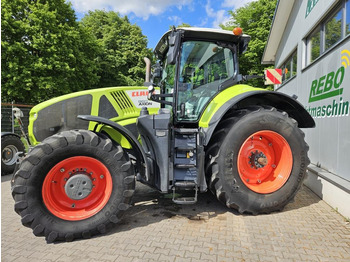 Trator CLAAS Axion 960
