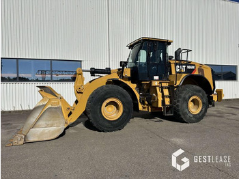 Carregadeira de rodas CATERPILLAR 966M