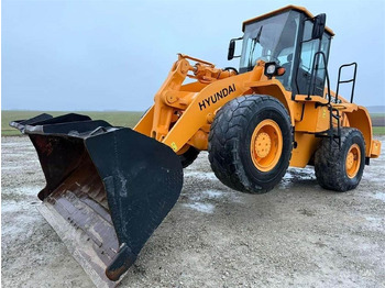 Carregadeira de rodas HYUNDAI