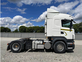 Caminhão chassi SCANIA R