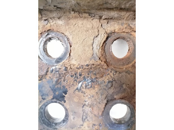 Para-choque de Caminhão Volvo Bumper bracket 20429580: foto 4 Para-choque de Caminhão Volvo Bumper bracket 20429580: foto 4