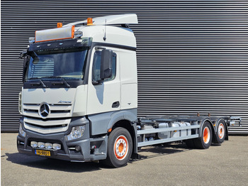 Caminhão transportador de contêineres/ Caixa móvel MERCEDES-BENZ Actros 2640