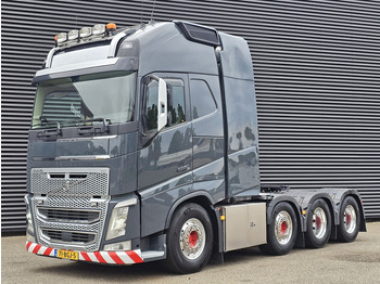 Caminhão VOLVO FH 540