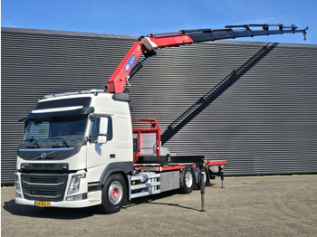 Caminhão grua VOLVO FM 500