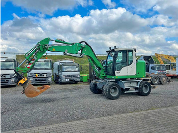 Escavadeira de rodas LIEBHERR A 912