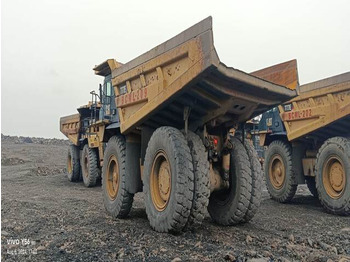 Caminhão fora de estrada CAT 777E: foto 2