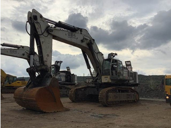Escavadora de rastos LIEBHERR