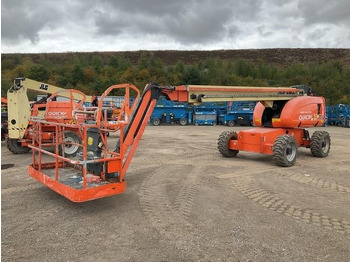 Plataforma telescópica JLG