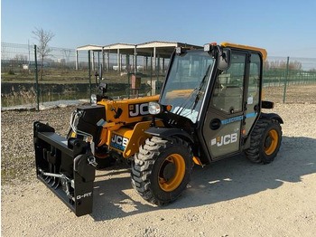 Empilhador telescópico JCB
