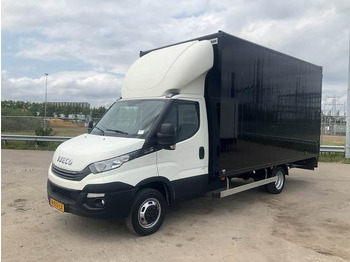 Furgão IVECO Daily