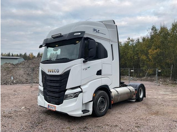 Tractor IVECO S-WAY