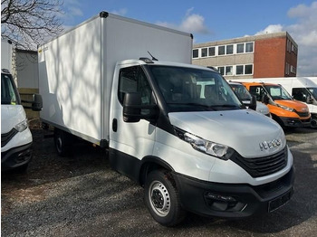 Carrinha de contentor IVECO Daily 35s14