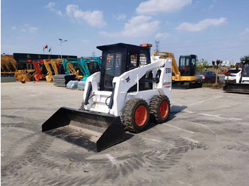 Mini carregadeira Bobcat S160: foto 5