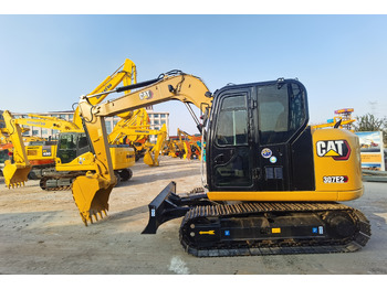 Mini escavadeira CATERPILLAR 307E2