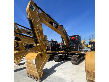 Escavadora de rastos CATERPILLAR 320D2
