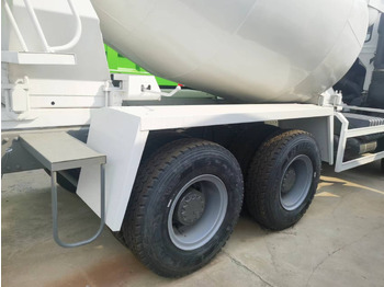Caminhão betoneira Sinotruk HOWO 371 6*4 Concrete mixer truck: foto 4