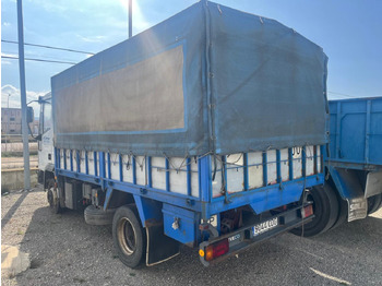 Caminhão com lona Caja cerrada IVECO Eurocargo ML80E17: foto 4