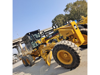 Motoniveladora CATERPILLAR 140H