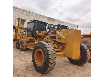 Motoniveladora CATERPILLAR 140H