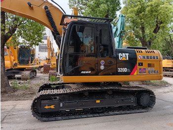 Escavadora de rastos CATERPILLAR 320D2