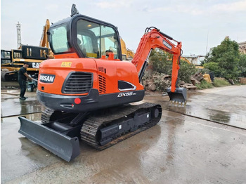 Mini escavadeira DOOSAN DX55-9C