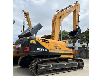 Escavadora de rastos HYUNDAI