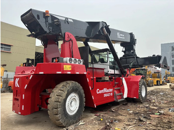 Reachstacker porta contentores KALMAR