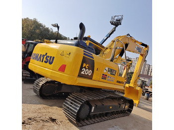 Escavadora de rastos KOMATSU PC200-8
