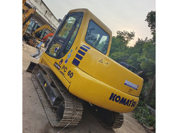 Mini escavadeira KOMATSU PC60