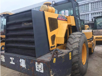 Compactador de asfalto XCMG XS263J