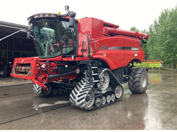 Ceifeira debulhadora CASE IH