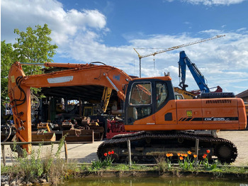 Escavadora de rastos DOOSAN DX255LC