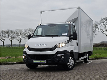 Carrinha de contentor IVECO Daily 35s18
