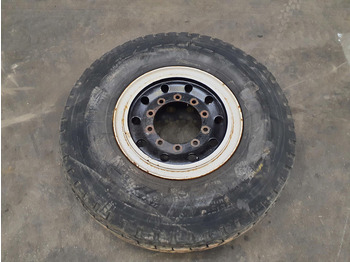 Jantes e pneus BRIDGESTONE