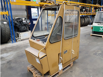 Cabine e interior LIEBHERR