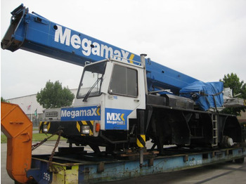 Guindaste móvel LIEBHERR LTM 1035