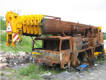 Guindaste móvel LIEBHERR LTM 1090/2