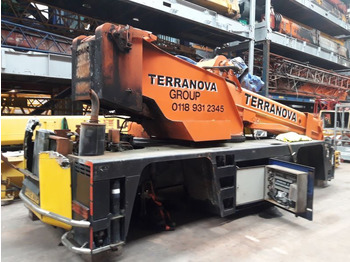 Grua todo o terreno TEREX