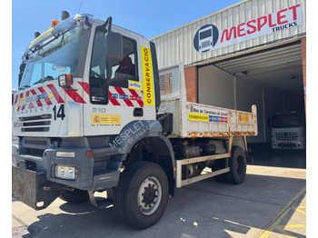Caminhão basculante IVECO Trakker