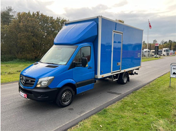 Caminhão furgão MERCEDES-BENZ Sprinter 516