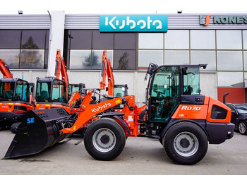 Carregadeira de rodas KUBOTA R070