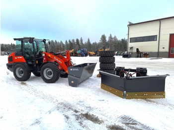Carregadeira de rodas KUBOTA R090