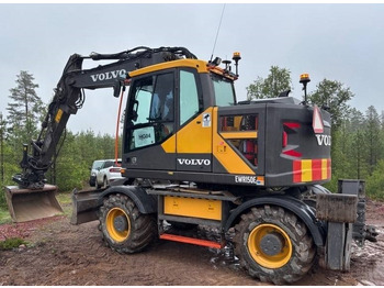 Escavadeira de rodas VOLVO EWR150E