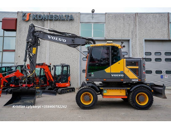 Escavadeira de rodas VOLVO EWR150E