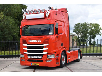 Tractor SCANIA R 450