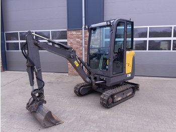 Mini escavadeira VOLVO EC18D