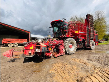 Colheitadeira HOLMER